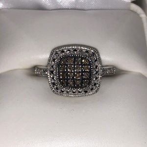 Size 7.5 diamond engagement ring
